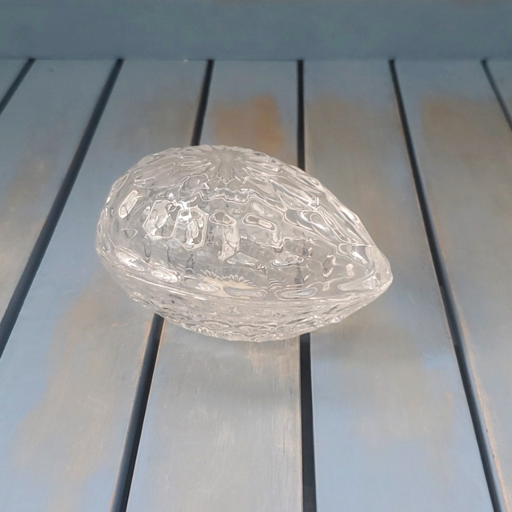 VINTAGE Crystal Egg Trinket/Jewelry Box - Zajecar Made in Yugoslavia